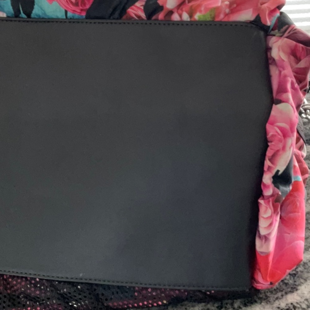 Lululemon Yoga On The Fly Duffel Bag - Picture 11 of 12